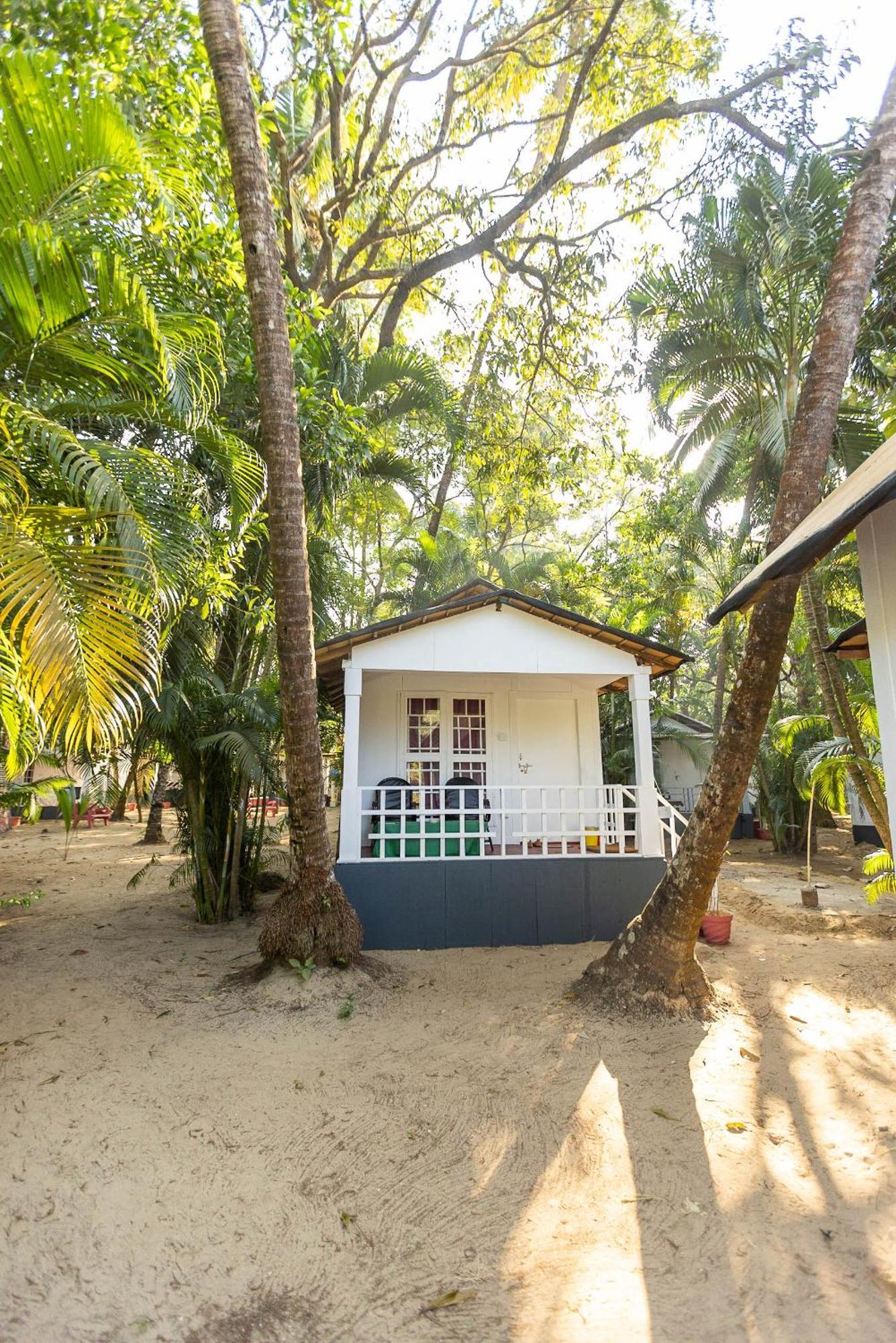 Feather Touch And 3* Palolem